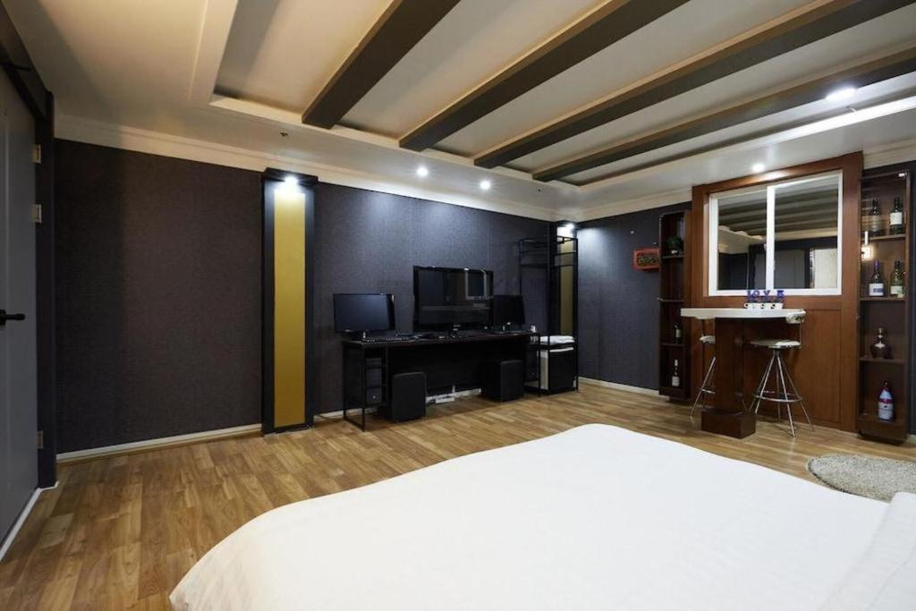 Hotel Head-One Uijeongbu Exterior foto