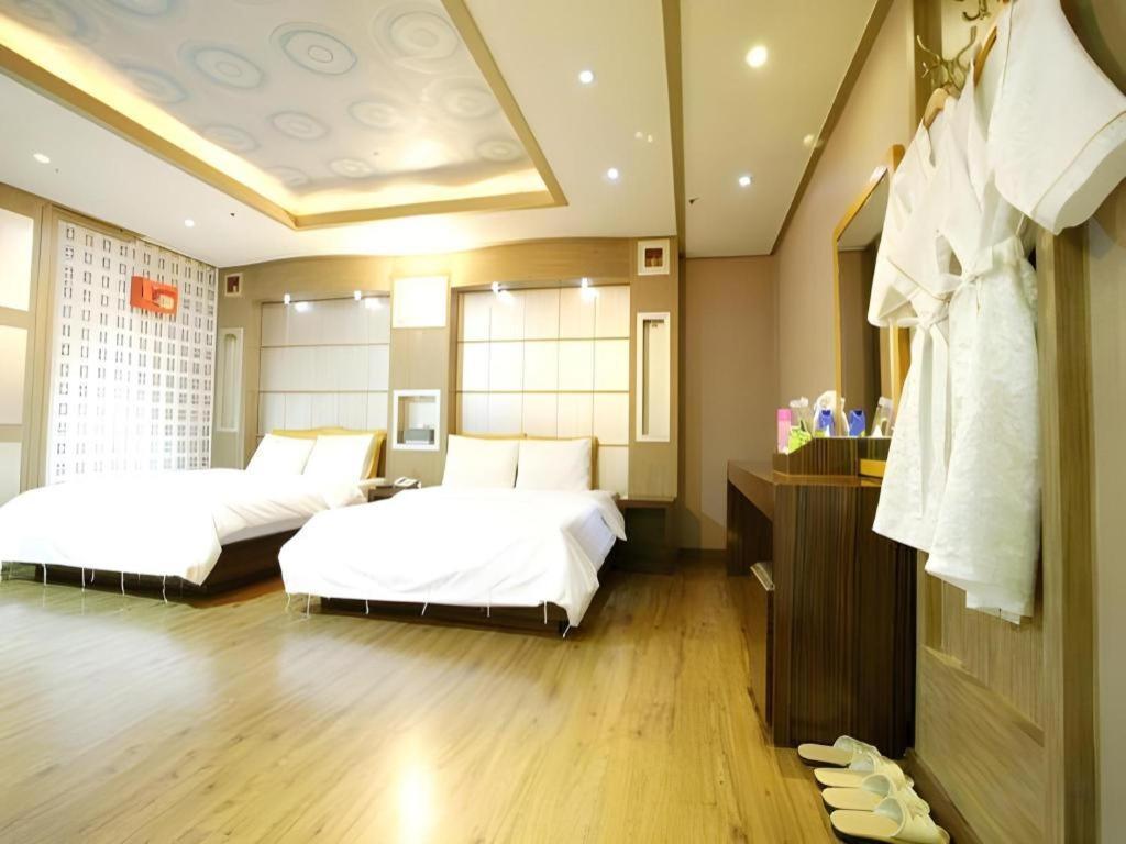 Hotel Head-One Uijeongbu Exterior foto