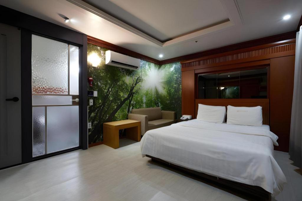 Hotel Head-One Uijeongbu Exterior foto